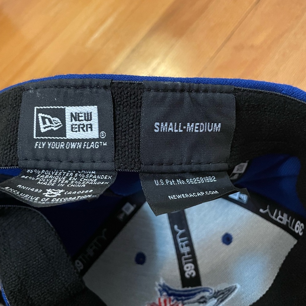 NEW ERA Small/Medium Men’s Toronto Blue Jays Hat - Picture 4 of 4